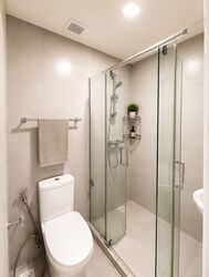 1 Canberra (D27), Condominium #585962251
